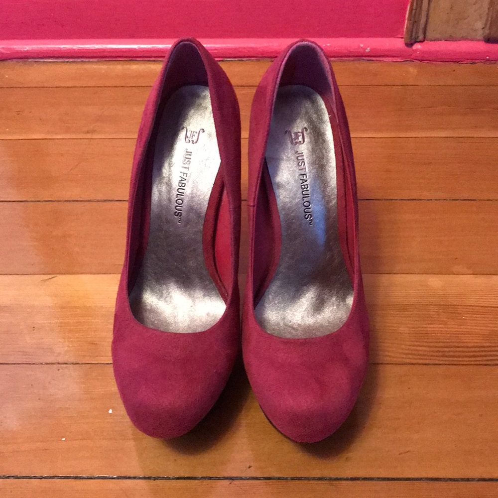 Heels - Picture 2 of 7